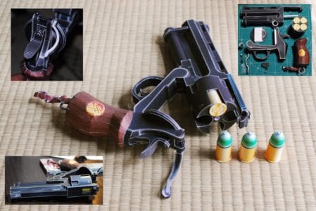 Samaritan-Gun Hellboy Revolver Papercraft rPjLF