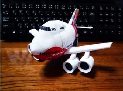 Chibi Boeing 747-8 Paper Toy robashin