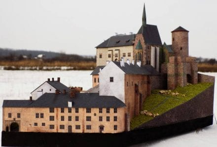 Sternberk Castle Paper craft 20230452 m