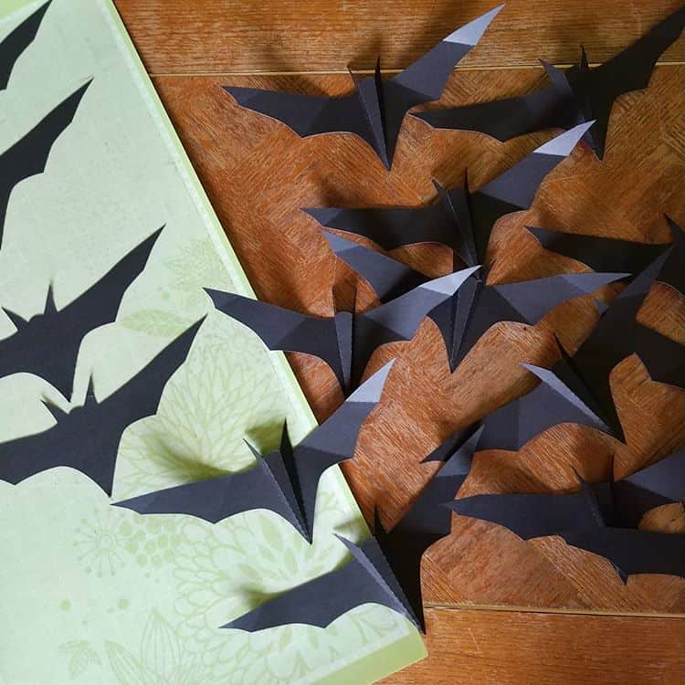Spooky Bat Paper craft spookybats