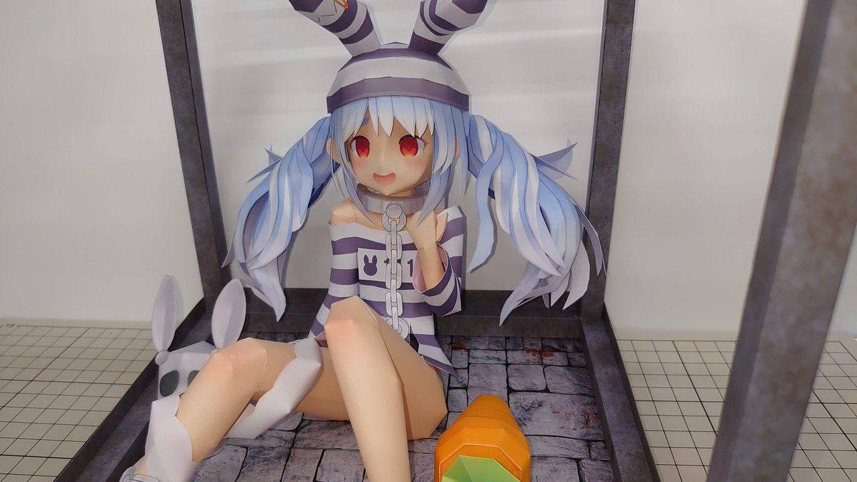 usada pekopa vtuber papercraft