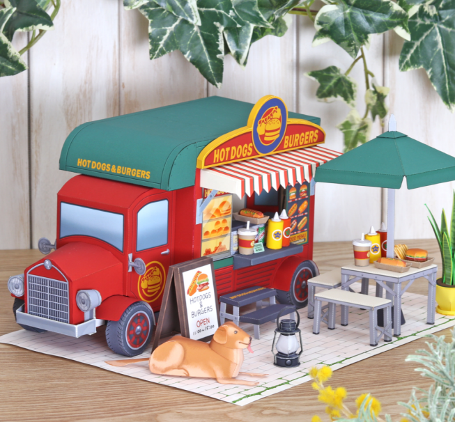 Hot Dog Food Truck Diorama Papercraft